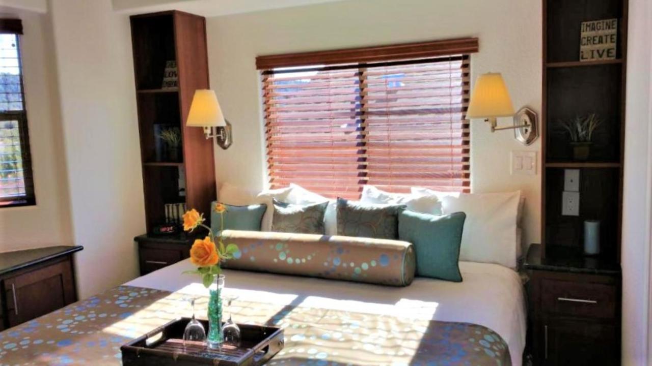 Sedona Pines Resort Ngoại thất bức ảnh Wood blinds