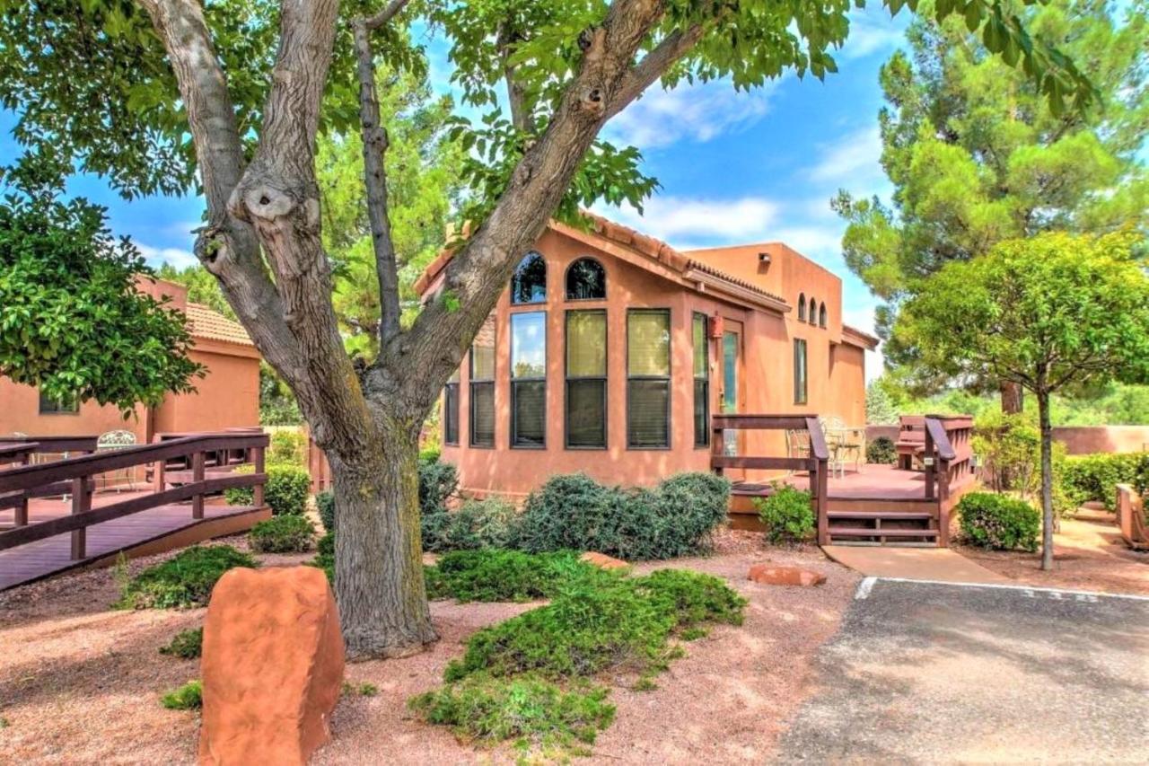 Sedona Pines Resort Ngoại thất bức ảnh A home in the Village of Oak Creek